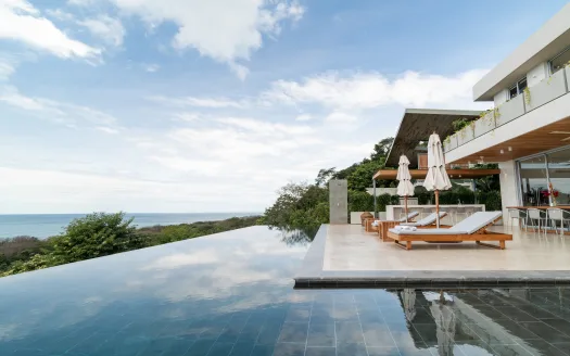 Luxura Luna 4-Bedroom, Ocean Views