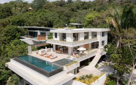 Luxura Luna 4-Bedroom, Ocean Views